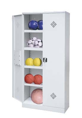 Ballschrank Aktion mit aufgekanteten Fachboden